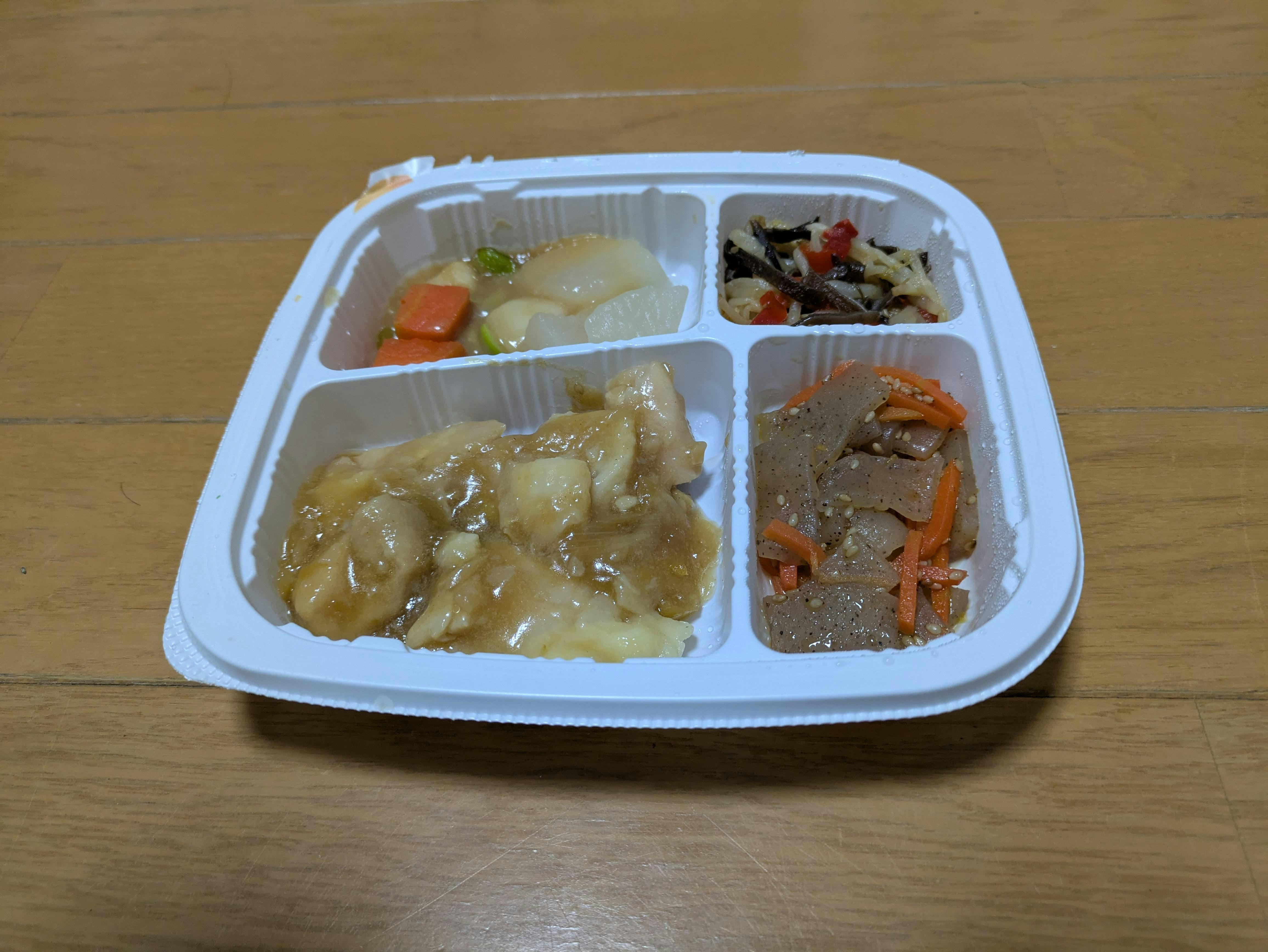 2025年4月15日 鶏の柚子胡椒焼き、イカと野菜の煮物 等の画像