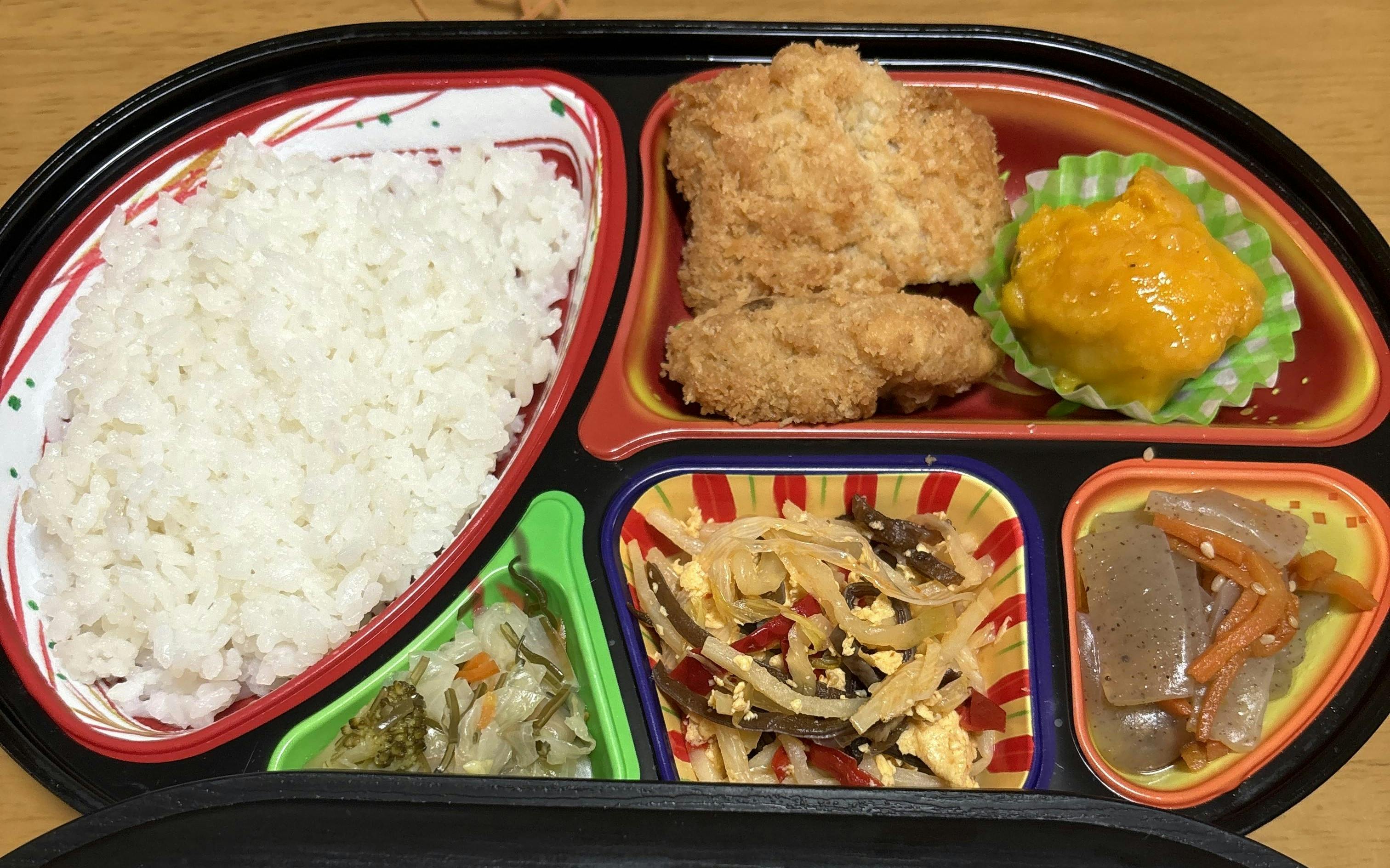 2024年10月12日 チキンカツ、かぼちゃの煮物 等の画像